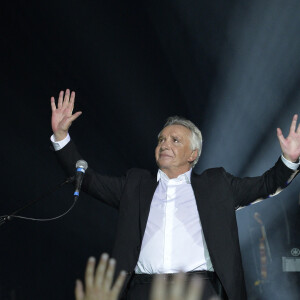 Michel Sardou en concert a l'Olympia a Paris le 7 juin 2013.