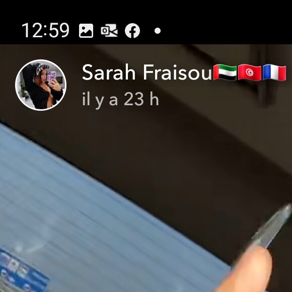 Sarah Fraisou se dévoile avec une dent cassée sur Snapchat, le 9 novembre 2022