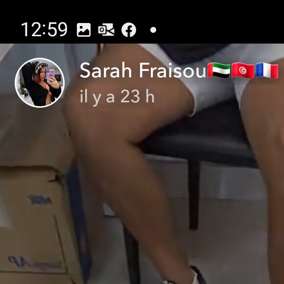 Sarah Fraisou se dévoile avec une dent cassée sur Snapchat, le 9 novembre 2022