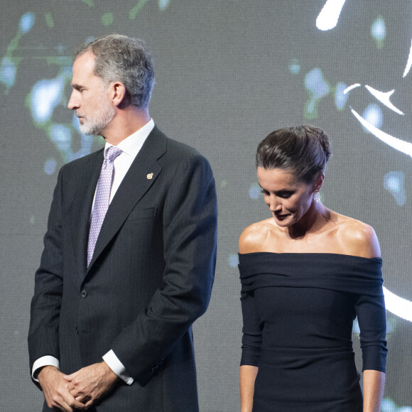 Le roi Felipe VI et la reine Letizia d'Espagne - 35e édition de la cérémonie des Macael Awards au bâtiment multifonctionnel de Macael. Le 11 novembre 2022.