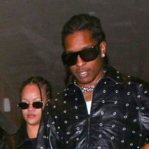 Exclusif - Rihanna et son compagnon ASAP Rocky profitent d'une soirée romantique au restaurant Issima à West Hollywood, Los Angeles, le 10 novembre 2022.