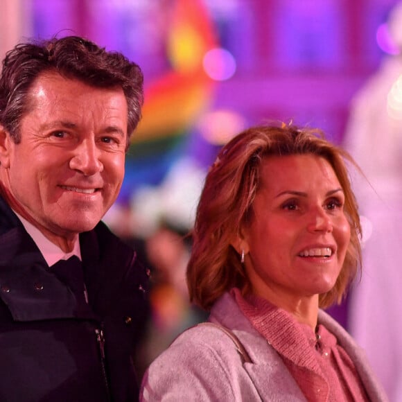 Christian Estrosi (maire de Nice) et sa femme Laura Tenoudji Estrosi, assistent à la cérémonie d'ouverture du 137ème Carnaval de Nice avec pour thème le "Roi des animaux", en compagnie de Bernard Gonzalez (préfet des Alpes-Maritimes) et Henry-Jean Servat. Nice, le 11 février 2022. 