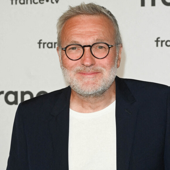 Laurent Ruquier au photocall pour la conférence de presse de rentrée de France TV à la Grande Halle de la Villette à Paris, France, le 6 juillet 2022. © Coadic Guirec/Bestimage