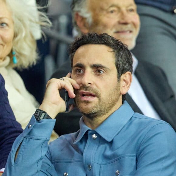 Camille Combal - People au match de Ligue 1 Uber Eats "PSG -OM" au Parc des Princes à Paris le 16 octobre 2022. © Cyril Moreau/Bestimage