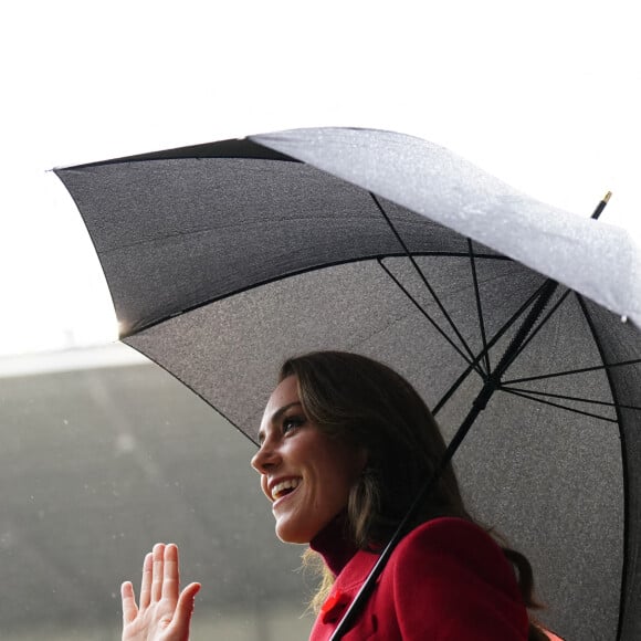 Kate Catherine Middleton, princesse de Galles, rencontre l'équipe d'Angleterre de rugby lors du match "Angleterre vs Papouasie Nouvelle-Guinée" pour les 1/4 de finale de la Coupe du Monde de Rugby à XIII. Le 5 novembre 2022 