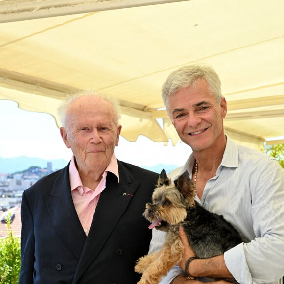 Exclusif - Rendez-vous avec Philippe Bouvard et sa femme Colette à leur domicile à Cannes, France, le 24 août 2022, pour une interview avec Cyril Viguier pour TV5 Monde