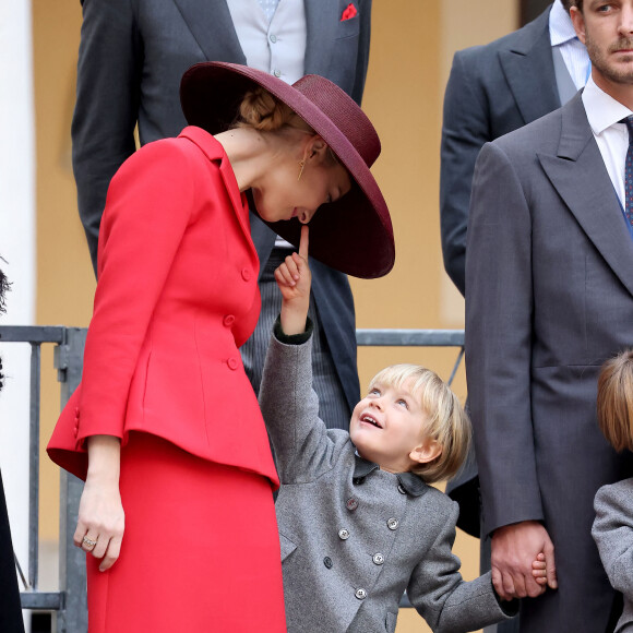 Beatrice Borromeo et son fils Francesco - La famille princière de Monaco dans la cour du palais lors de la Fête Nationale de la principauté de Monaco le 19 novembre 2022. © Dominique Jacovides / Bruno Bebert / Bestimage 