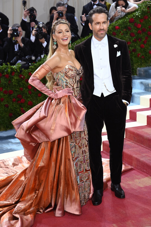 Blake Lively et Ryan Reynolds - Les célébrités arrivent à la soirée du "MET Gala 2022 : In America: An Anthology of Fashion" à New York, le 2 mai 2022.