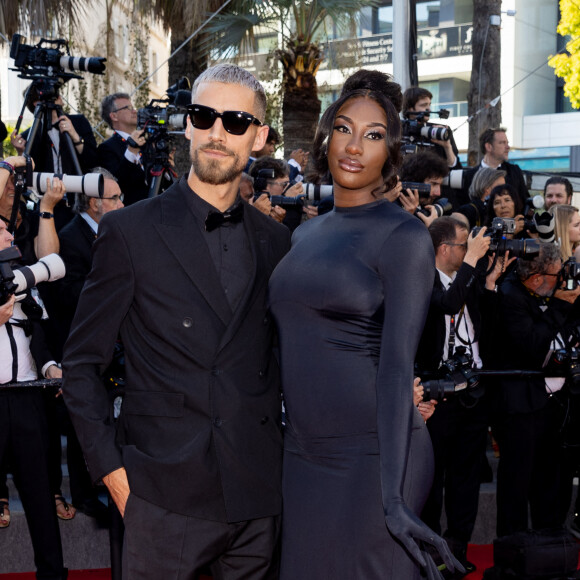 Vladimir Boudnikoff et sa compagne Aya Nakamura - Montée des marches du film "Armageddon Time" lors du 75ème Festival International du Film de Cannes. © Cyril Moreau / Bestimage 