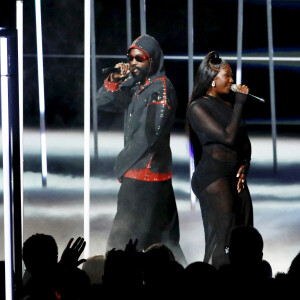 Aya Nakamura et Damso sur scène lors de la 24ème cérémonie des "NRJ Music Awards (NMA)" au Palais des Festivals à Cannes, le 18 novembre 2022. © Dylan Meiffret/Nice-Matin/Bestimage 