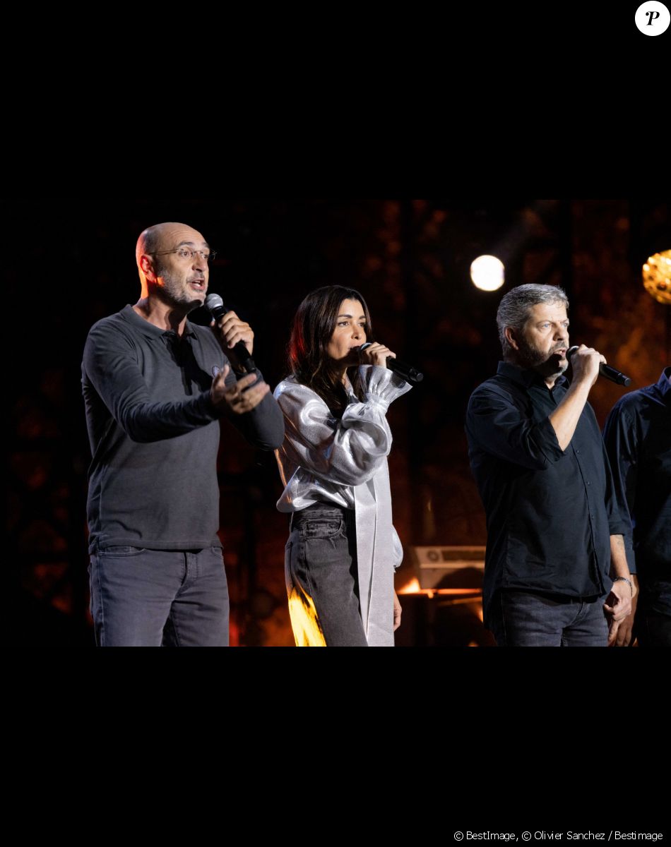 Exclusif - Jenifer Bartoli et Voce Ventu - Enregistrement de l'émission "Embarquement immédiat" au théâtre de verdure du Casone à Ajaccio, diffusée le 4 novembre sur France 3. Le 11 octobre 2022. Pour "Embarquement immédiat", P.Fiori réunit à Ajaccio, ses amis chanteurs et musiciens, insulaires et du continent, pour célébrer en musique et en public, un répertoire corse haut en couleur et généreux. En tout, ce sera plus d'une quinzaine d'artistes et formations musicales qui interpréteront en solo, duo, trio ou collégiale, une vingtaine de chansons du patrimoine corse : Terra Corsa, Corsica, Catena, Diu Vi Salvi Regina, Chi fa, Viaghji Ti vecu o la mio bandera... © Olivier Sanchez / Bestimage