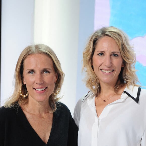 Exclusif - Agathe Lecaron et Maud Fontenoy - Enregistrement de l'émission "Vivement Dimanche" au Studio Gabriel à Paris, présentée par M.Drucker et diffusée le 27 novembre sur France 3. Le 16 novembre 2022 © Guillaume Gaffiot / Bestimage