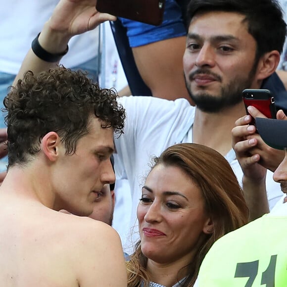 L'ex-Miss France Rachel Legrain-Trapani félicite son compagnon Benjamin Pavard après la victoire de la France face à l'Argentine lors des 8ème de finale de la Coupe du monde à Kazan en Russie le 30 juin 2018. © Cyril Moreau/Bestimage