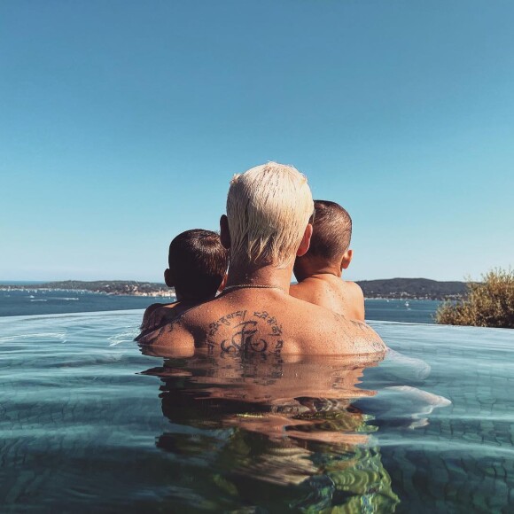M. Pokora est très proche de ses deux fils et de sa belle-fille @ Instagram/ M. Pokora