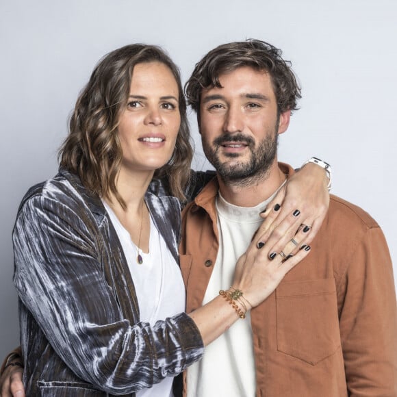 Exclusif - Jeremy Frerot et sa femme Laure Manaudou - Backstage - Enregistrement de l'émission "La Chanson secrète 11" à Paris, diffusée le 24 juin sur TF1. Le 15 janvier 2022 © Cyril Moreau / Bestimage 