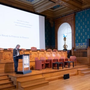 La princesse Caroline de Hanovre assiste au symposium "Journée de la Méditerranée" au musée Océanographique de Monaco, le 28 novembre 2022. Cette rencontre porte sur "L'emploi des jeunes et des femmes dans le bassin méditerranéen". © Olivier Huitel/Pool Monaco/Bestimage 