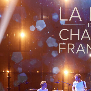 Exclusif - Christophe Willem - Enregistrement de l'émission "La fête de la Chanson française" à Paris, diffusée le 29 novembre sur France 2. Le 7 novembre 2022 © Cyril Moreau-Veeren / Bestimage