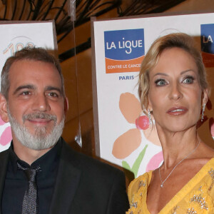Rebecca Hampton (robe Christophe Guillarmé) et son nouveau compagnon Vincent Azé - 28ème Gala de l'Espoir au profit de la Ligue contre le cancer au théâtre des Champs-Elysées à Paris le 29 Novembre 2022. © Bertrand Rindoff / Bestimage