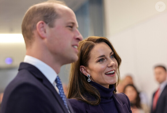 Catherine "Kate" Middleton, princesse de Galles, avec le prince de Galles William - arrivée à l'aéroport de Boston. Le 30 novembre 2022