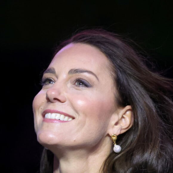 Le prince de Galles William et Catherine "Kate" Middleton, princesse de Galles, lors de l'illumination de l'Hôtel de Ville à l'occasion de la remise du prix "Earthshot Prize Awards" à Boston. Le 30 novembre 2022