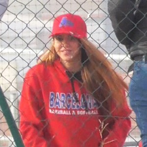 Shakira assiste à un match de baseball de son fils Milan avant leur départ pour Miami où elle doit s'installer avec ses enfants. Barcelone le 12 novembre 2022.