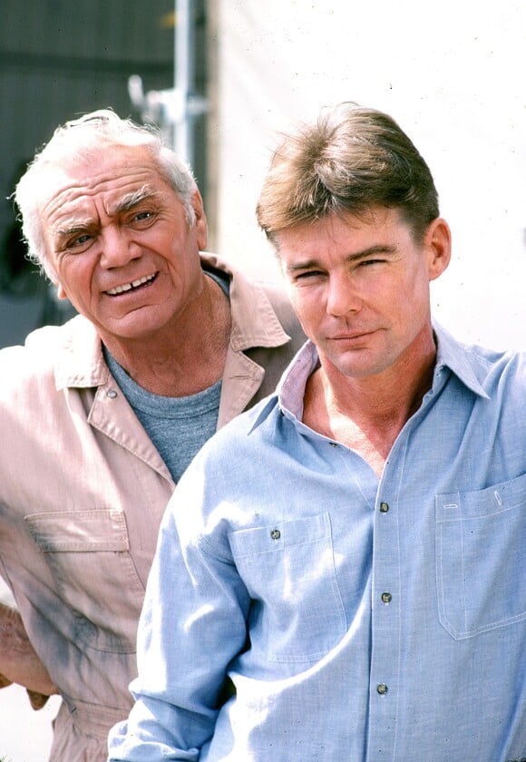 Jan-Michael Vincent et Ernest Borgnine, la fine équipe de Supercopter, en 1985.