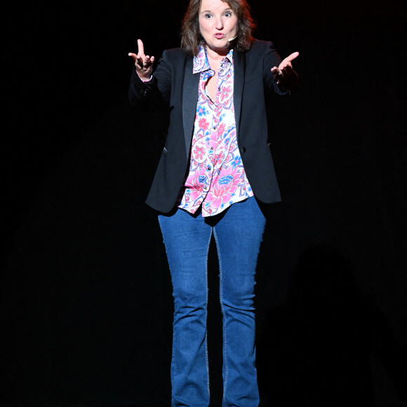 Anne Roumanoff - 2e édition du prix Dapat au Théâtre Edouard VII à Paris le 17 octobre 2022. © Rachid Bellak/Bestimage