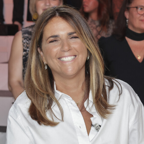 Exclusif - Valérie Bénaïm sur le plateau de l'émission Touche pas à mon poste (TPMP) présentée en direct par C.Hanouna et diffusée sur C8 le 29 août 2022. © Jack Tribeca / Bestimage  No web en Belgique / Suisse
