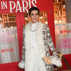 Cristina Cordula - Avant-première de la série Netflix "Emily in Paris", saison 3, au Théâtre des Champs-Elysées à Paris. Le 6 décembre 2022. © Coadic Guirec/Bestimage