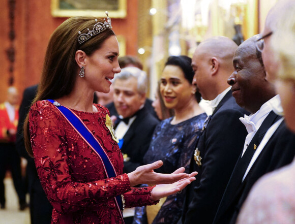 Kate Middleton - La famille royale d'Angleterre lors de la réception des corps diplômatiques au palais de Buckingham à Londres le 6 décembre 2022.