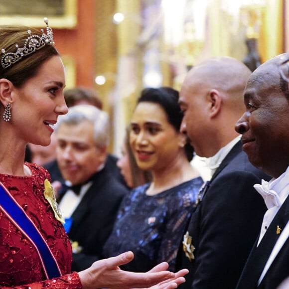 Kate Middleton - La famille royale d'Angleterre lors de la réception des corps diplômatiques au palais de Buckingham à Londres le 6 décembre 2022.