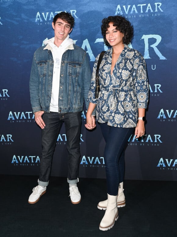 Vaimalama Chaves (Miss France 2019) et son compagnon Nicolas Fleury à la première du film "Avatar: La Voie de l'Eau" au cinéma Le Grand Rex à Paris, le 13 décembre 2022. © Guirec Coadic/Bestimage