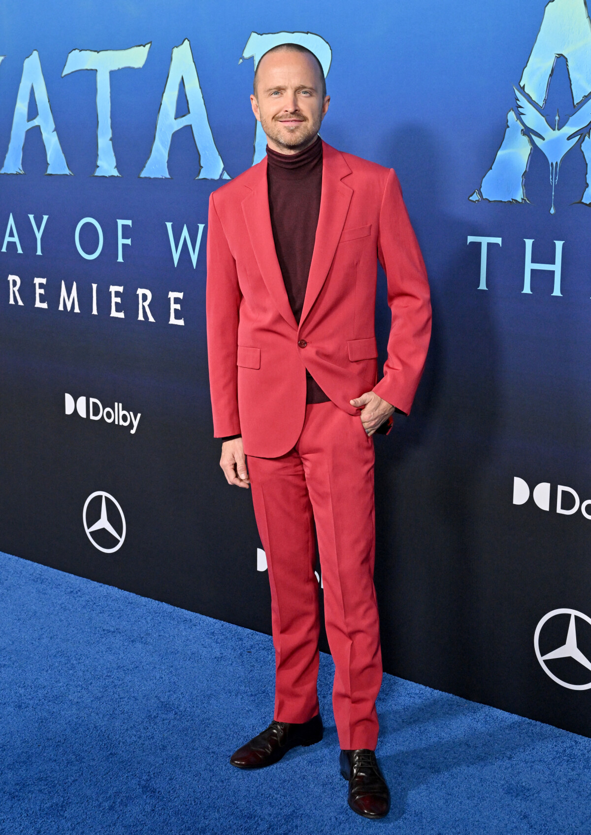 Photo Aaron Paul à la première du film "Avatar 2 La voie de l'eau