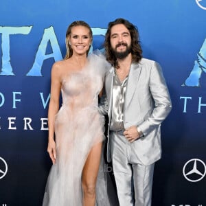 Heidi Klum et son mari Tom Kaulitz à la première du film "Avatar 2 : La voie de l'eau" de la société de production 20th Century Studios au théâtre Dolby à Hollywood, Los Angeles, Californie, Etats-Unis, le 12 décembre 2022. 