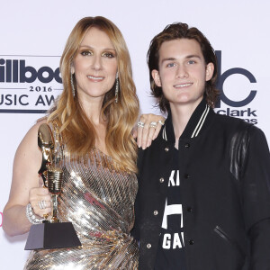 Céline Dion et son fils René Charles Angélil au press room de la soirée Billboard Music Awards à T-Mobile Arena à Las Vegas, le 22 mai 2016 © Mjt/AdMedia via Bestimage