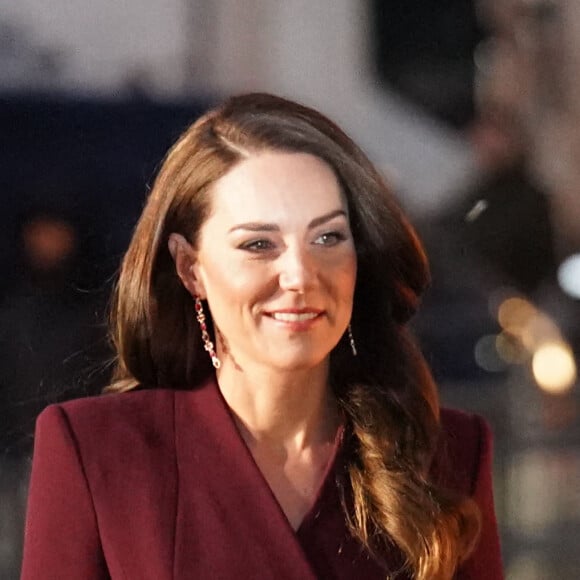 Catherine (Kate) Middleton, princesse de Galles, arrive pour le "Together at Christmas" Carol Service à l'abbaye de Westminster à Londres, Royaume uni, le 15 décembre 2022. 