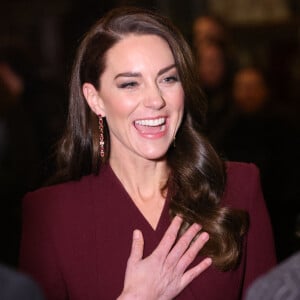 Catherine (Kate) Middleton, princesse de Galles, arrive pour le "Together at Christmas" Carol Service à l'abbaye de Westminster à Londres, Royaume uni