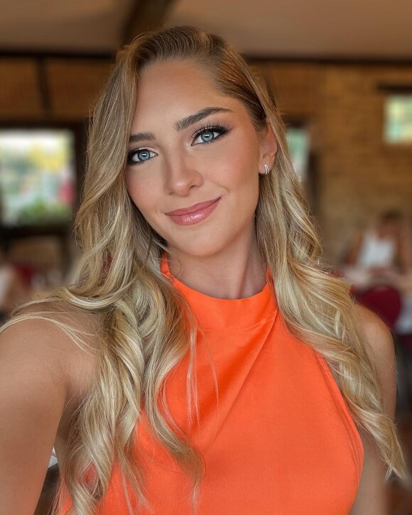 Lara Lebretton (Miss Bourgogne), candidate à l'élection Miss France 2023