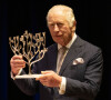 Le roi Charles III d'Angleterre, lors d'une visite au centre communautaire juif JW3 à Londres, Royaume Uni, le 16 décembre 2022, alors que la communauté juive se prépare à célébrer 'Hanoucca. 