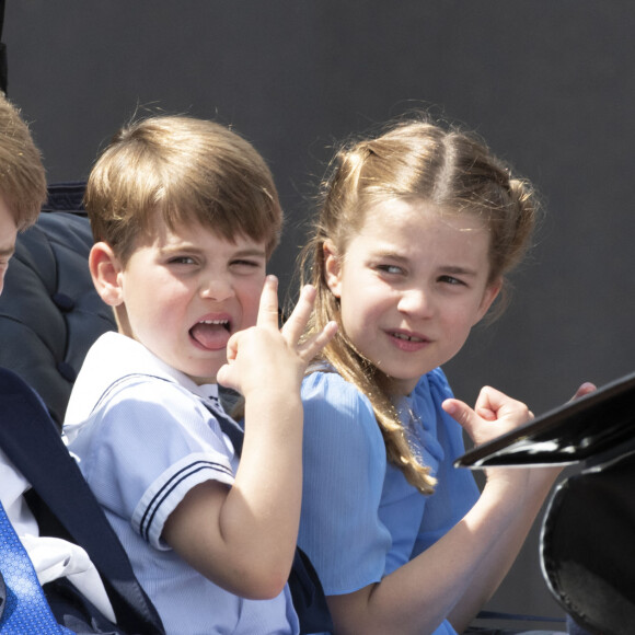 Le prince George de Cambridge, Le prince Louis de Cambridge, La princesse Charlotte de Cambridge - Les membres de la famille royale lors de la parade militaire "Trooping the Colour" dans le cadre de la célébration du jubilé de platine (70 ans de règne) de la reine Elizabeth II à Londres, le 2 juin 2022. 