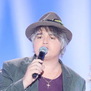 Exclusif - Pete Doherty (Peter Doherty) et Frédéric Lo lors de l'enregistrement d'un Grand show de Noël "Christmas Show" imaginé par B.Biolay avec une pléiade d'artistes prestigieux au Casino de Paris, France, le 29 septembre 2022, diffusé sur Canal+, le 21 décembre 2022.. © Cyril Moreau/Bestimage