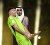 Emiliano Martinez - Remise du trophée de la Coupe du Monde 2022 au Qatar (FIFA World Cup Qatar 2022) à l'équipe d'argentine après sa victoire contre la France en finale (3-3 - tab 2-4). Doha, le 18 décembre 2022.