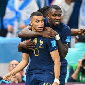 Kylian Mbappé, Marcus Thuram et Eduardo Camavinga - Match "France - Argentine (3-3 - tab 2-4)" en finale de la Coupe du Monde 2022 au Qatar, le 18 décembre 2022. © Philippe Perusseau / Bestimage