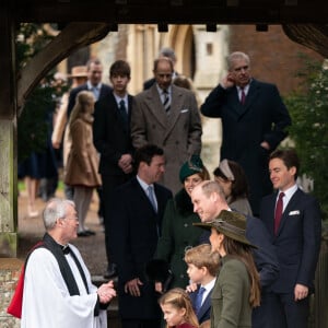 - La famille royale d'Angleterre assiste au service religieux de Noël à l'église St Mary Magdalene à Sandringham, Norfolk le 25 décembre 2022. 