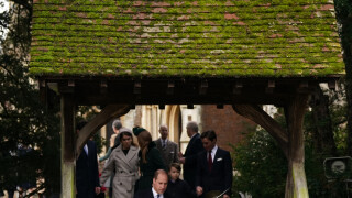 Le roi Charles III en grande difficulté pour se déplacer ? Un détail très inquiétant lors de la messe de Noël