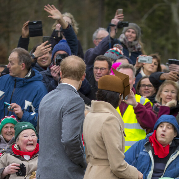 Meghan Markle et son fiancé le prince Harry - La famille royale d'Angleterre arrive à la messe de Noël à l'église Sainte-Marie-Madeleine à Sandringham, le 25 décembre 2017. 