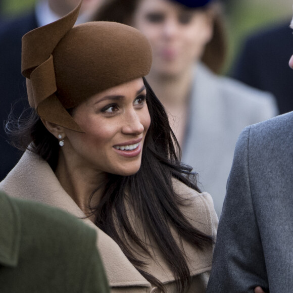 Le prince Harry et sa fiancée Meghan Markle - La famille royale d'Angleterre arrive à la messe de Noël à l'église Sainte-Marie-Madeleine à Sandringham. 