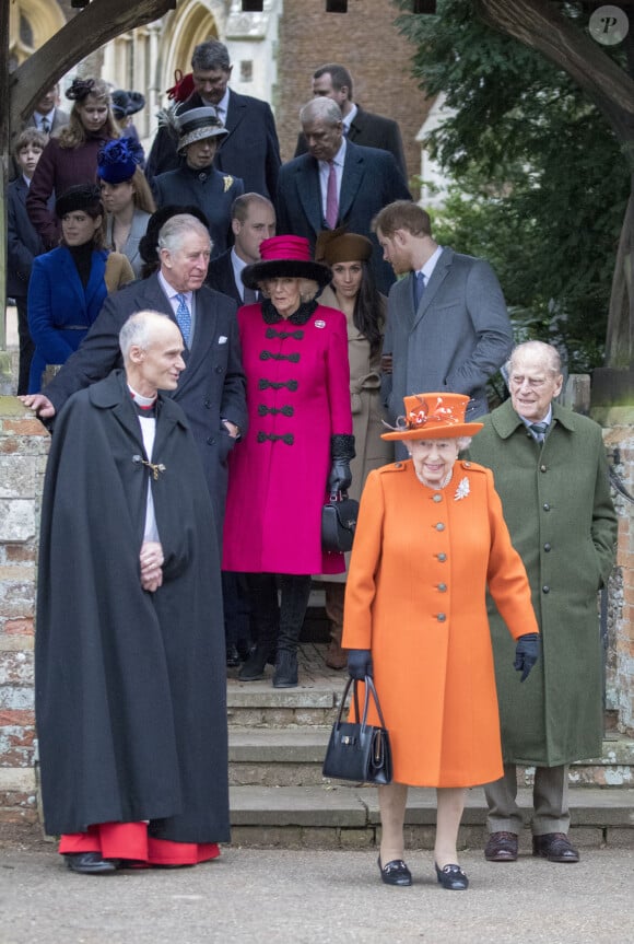 Kate Catherine Middleton, enceinte et le prince William, duc de Cambridge avec le prince Harry et sa fiancée Meghan Markle, Le prince Charles, prince de Galles et Camilla Parker Bowles, La reine Elisabeth II et le prince Philip Duc d'Édimbourg - La famille royale d'Angleterre arrive à l'église St Mary Magdalene pour la messe de Noël à Sandringham le 25 décembre 2017 