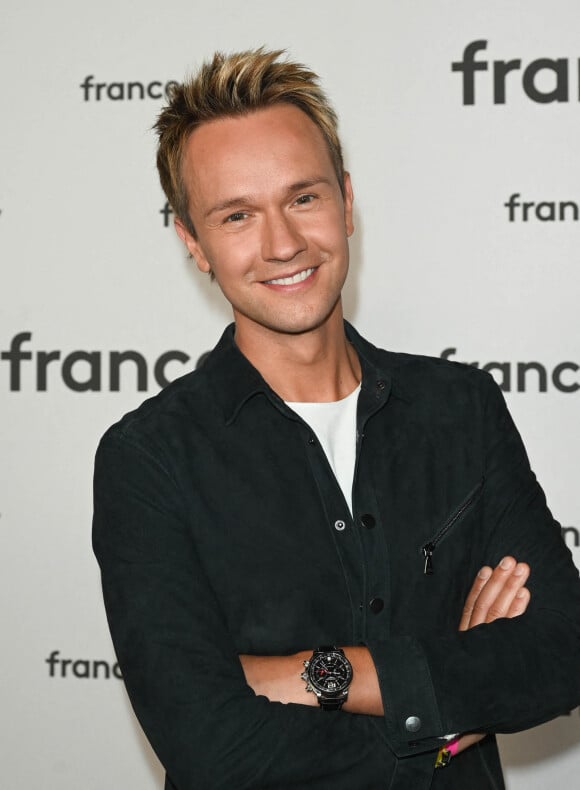 Cyril Féraud au photocall pour la conférence de presse de rentrée de France TV à la Grande Halle de la Villette à Paris, France, le 6 juillet 2022. © Coadic Guirec/Bestimage 