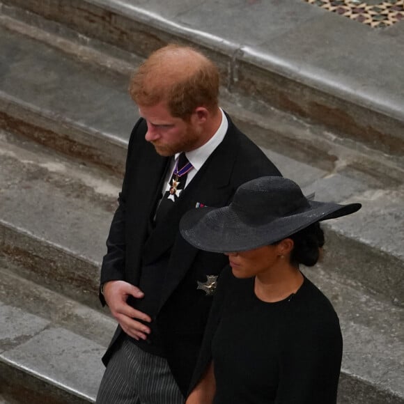 Le prince Harry et Meghan Markle - Service funéraire à l'Abbaye de Westminster pour les funérailles d'Etat de la reine Elizabeth II d'Angleterre. Londres, le 19 septembre 2022. © Gareth Fuller / Bestimage 